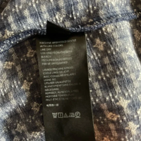 Anthropologie’s popular tiered Maeve dress. Navy & white. Large. - Picture 5 of 6